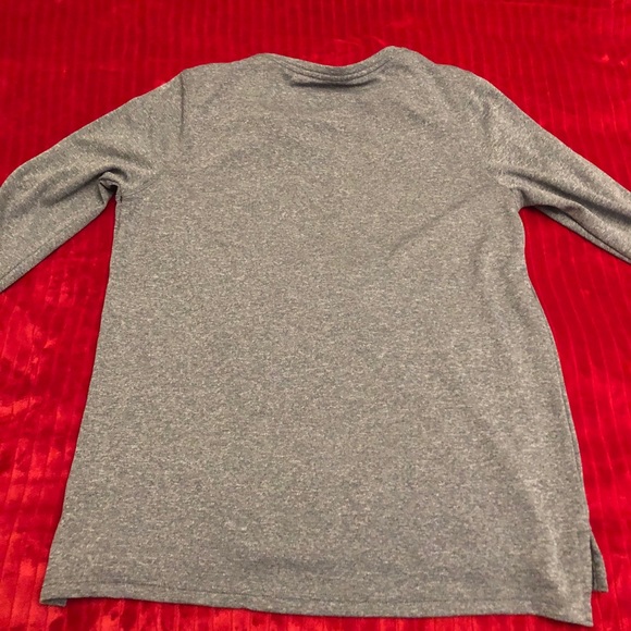 Ladies University of Michigan Shirt, Size Large - Picture 9 of 9